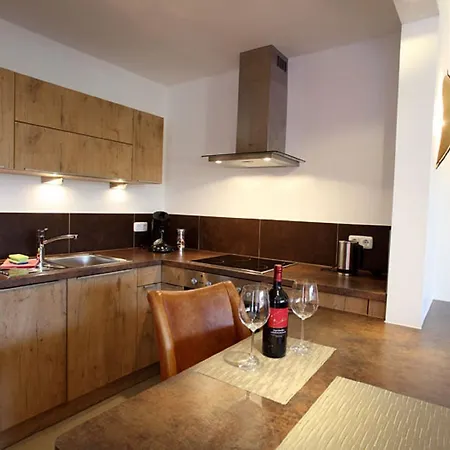 Inn Gaestehaus Obermeier 3*