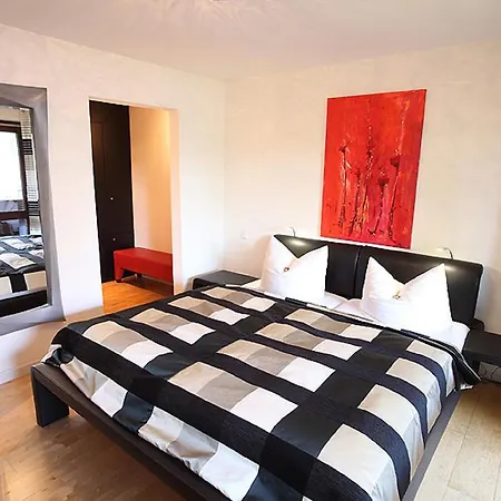 Inn Gaestehaus Obermeier 3*